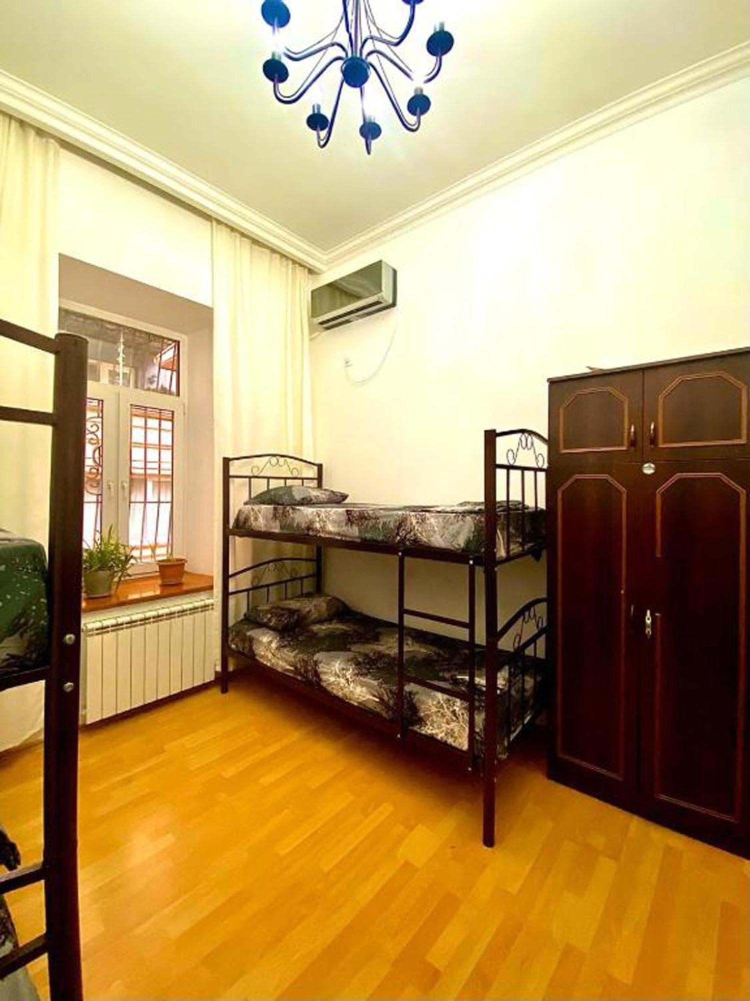 S T Hostel Formerly Sth Hostel 巴库 外观 照片